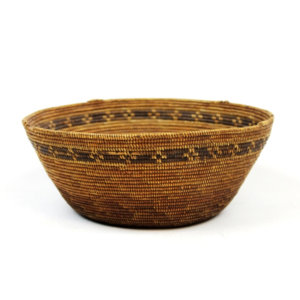 Native American yokuts basket / bowl - c. 1920s - 1930s