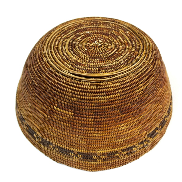 Native American yokuts basket / bowl - c. 1920s - 1930s