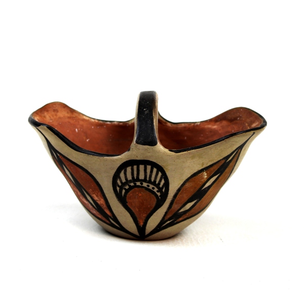 Santo Domingo Indian pueblo pottery - c. 1930s