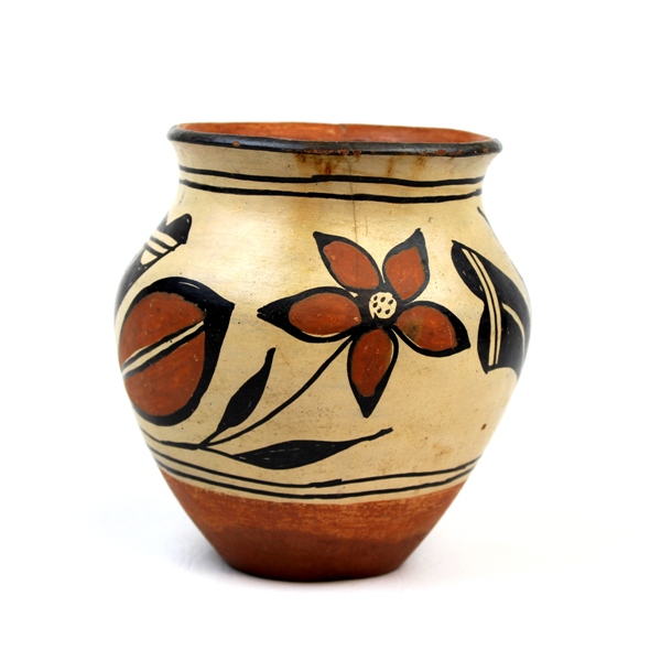 Santo Domingo Indian pueblo pottery - c. 1930s