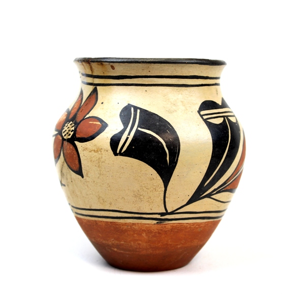 Santo Domingo Indian pueblo pottery - c. 1930s