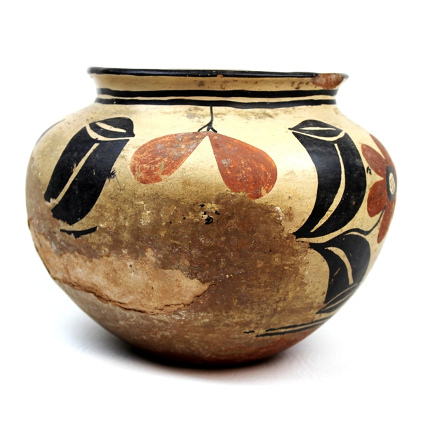 Santo Domingo Indian pueblo pottery - c. 1930s