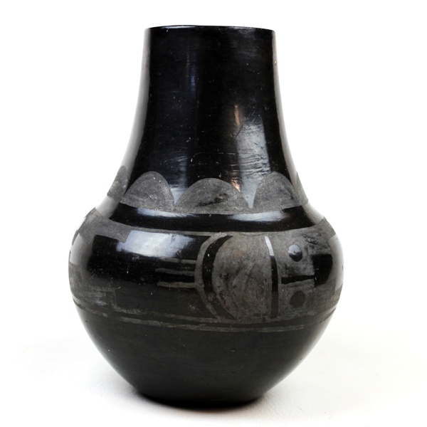 Scarce Santa Clara Indian Pueblo black pottery - c. 1930s