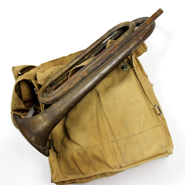 Gasmask w/ carrying bag and bugle lot