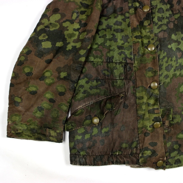 Oak-leaf camouflage reversible winter parka