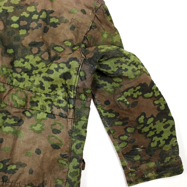 Oak-leaf camouflage reversible winter parka