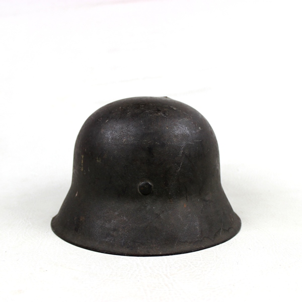 Single decal M1942 WH steel helmet - EF 62