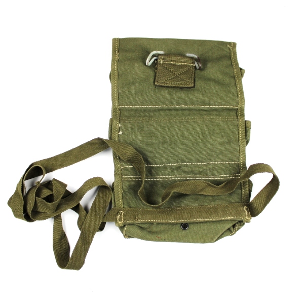 Late war 3-pocket grenade carrier