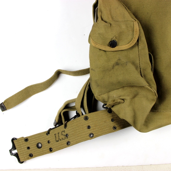 M1936 musette, pistol belt and suspenders lot - Identified