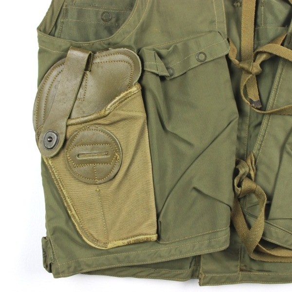 USAAF type C1 emergency sustenance vest