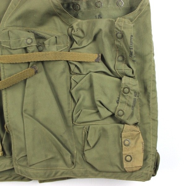 USAAF type C1 emergency sustenance vest