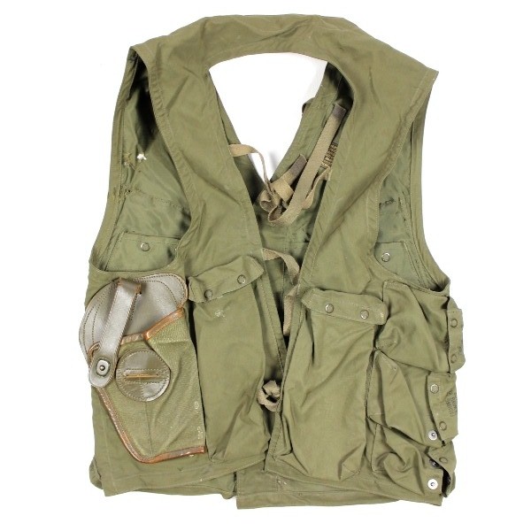 USAAF type C1 emergency sustenance vest - Identified