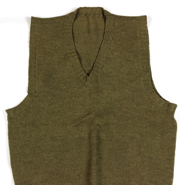 V-neck OD wool sleeveless sweater 